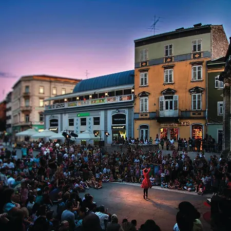 Semesterbostad Pet Friendly In Pula