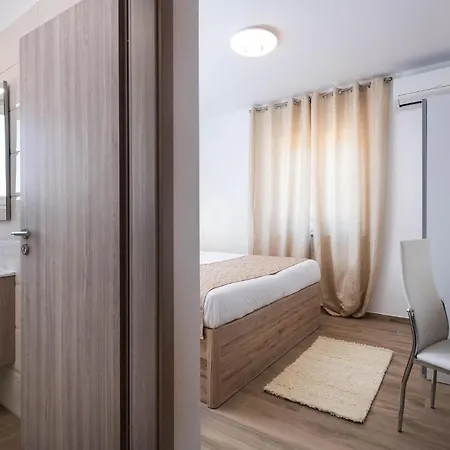 Pet Friendly In Semesterbostad *