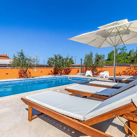 Prázdninový dům Pet Friendly In Pula